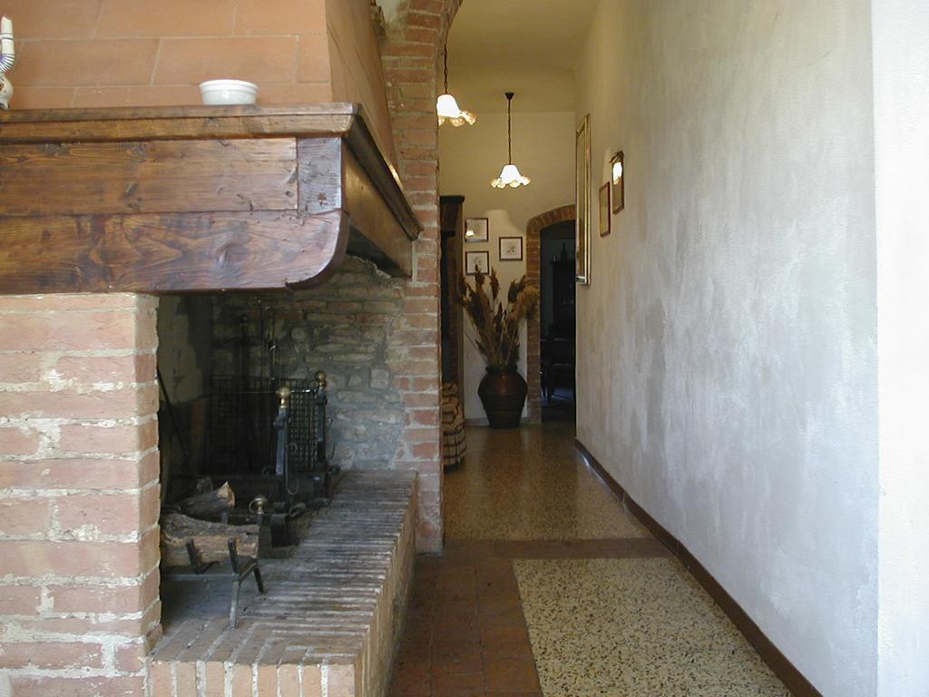 Agriturismo Poggio Ai Grilli Gambassi Terme Værelse billede